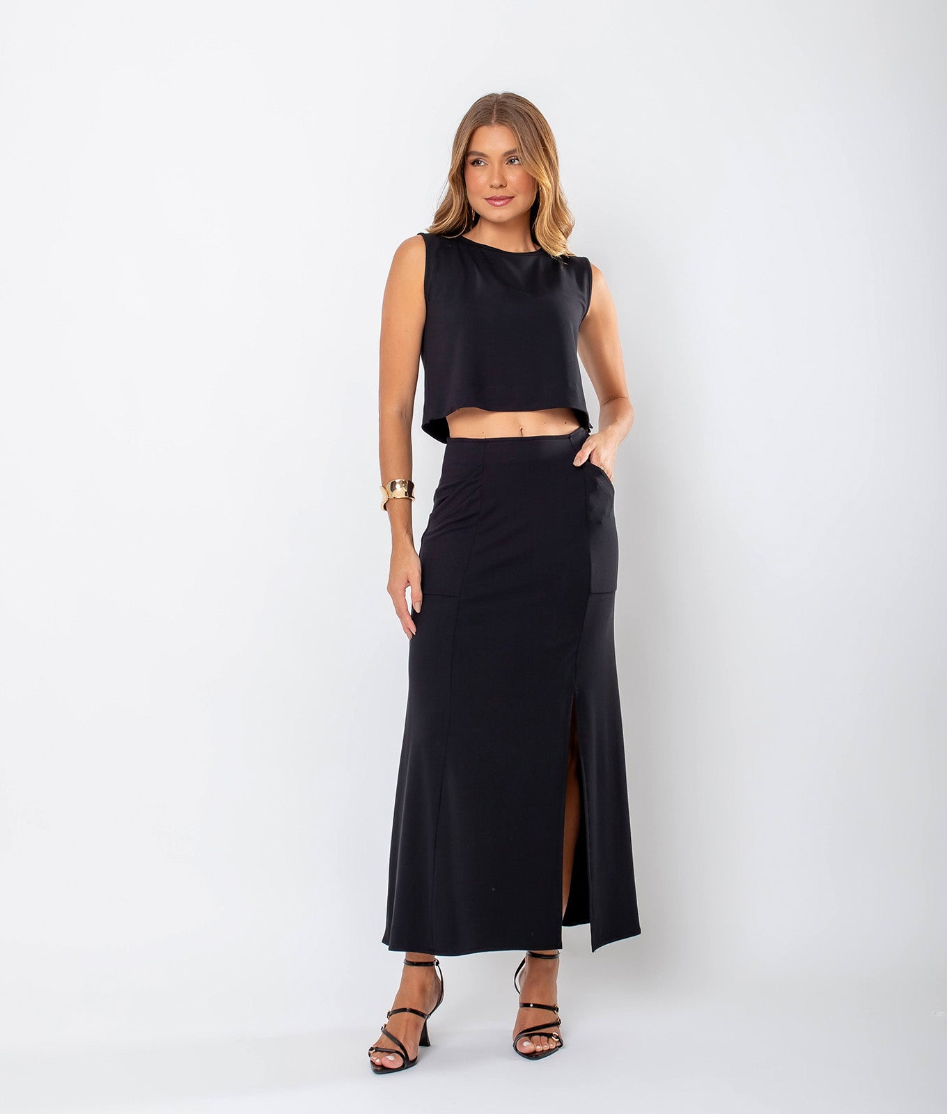 Conjunto Blusa e Saia Midi Ava