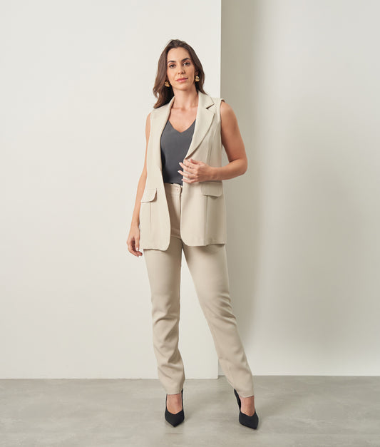 Conjunto Alfaiataria Calça Reta e Maxi Colete Pamela