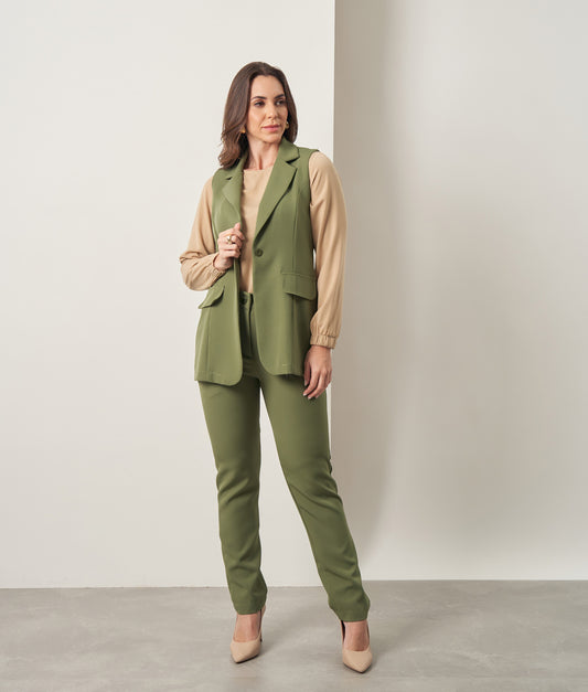 Conjunto Alfaiataria Calça Reta e Maxi Colete Pamela